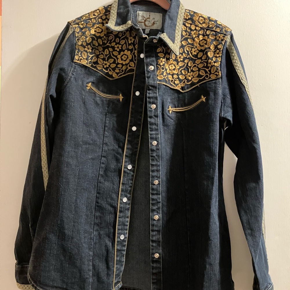 Size Large  The Sherry Cervi Collection denim top. Never worn